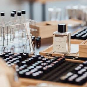 Laboratory of Fragrance and Perfume
